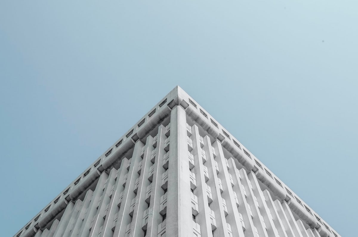 华体会官网-数据模型预测:湖人绿军夺冠概率大 勇士西部倒数